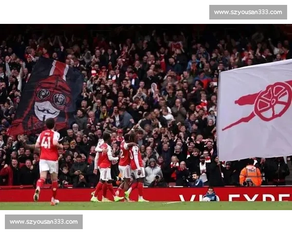 阿森纳 vs 水晶宫首发揭晓：拉亚亨德森领衔，埃泽战旧主